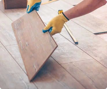 Installation de parquets par un menuisier à le Mans